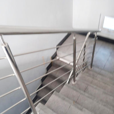 Escalera de acero inoxidable 201 304 de Inox de la rayita diseño moderno de 316 barandillas