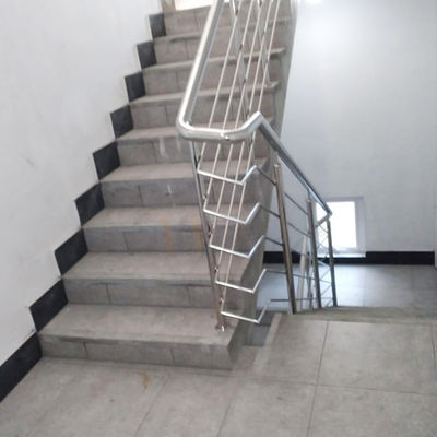 Grado de alta calidad 201 verja de acero inoxidable de la escalera de Inox de la barandilla de la escalera 304 316