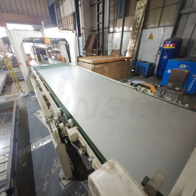 Alto valor 1,2 mm espesor 1250mmx2500mm 201 grado laminado en frío 2b superficie de molino borde de chapa de acero inoxidable