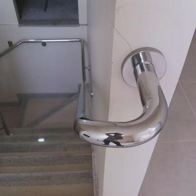 Conector de manivela ajustable de múltiples ángulos para tubos redondos SS304 SS316