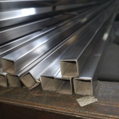 0.6mm-3.5mm espesor espejo superficie satinada 201 304 316 grado 30mmx30mm tubo de acero inoxidable inox cuadrado